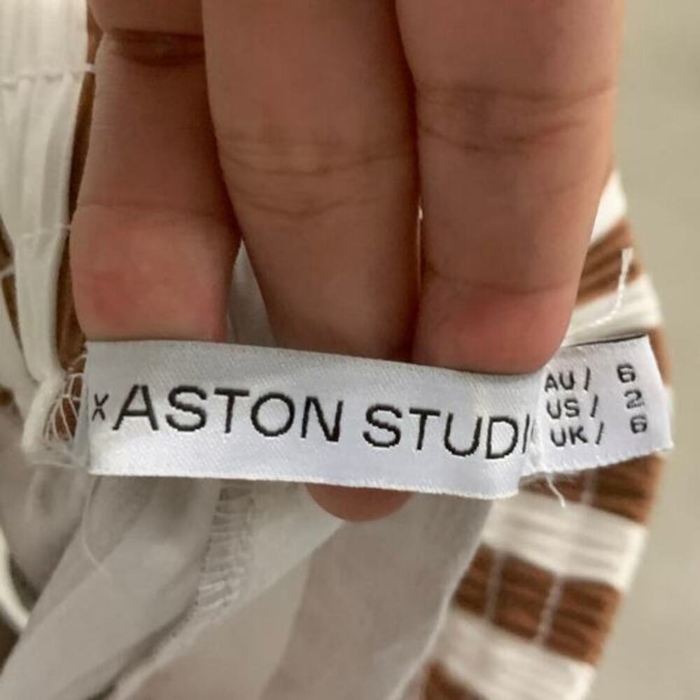 Tuckernuck Aston Studio The Harvey Short in Cigar & Optic‎ Stripe - Picture 4 of 4